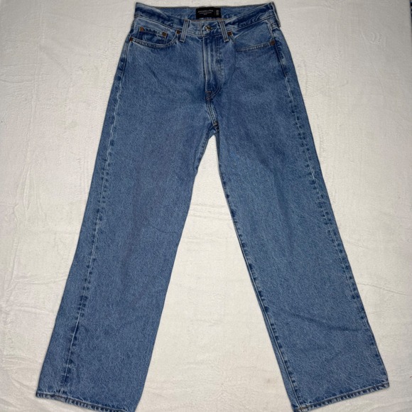Abercrombie Fitch Authentic Rigid Denim Baggy Jeans Medium Wash Women Size 29x32 - Picture 2 of 6